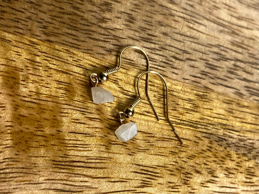 9ct Gold 4mm Rainbow Moonstone Dangle Earrings, 925 Sterling Silver Moonstone Drop Earrings, Natural Moonstone Dangle Drop Earrings, 9k Rough Crystal