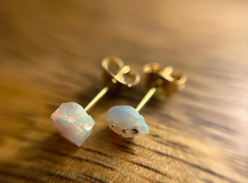 9ct or 18ct Gold Rainbow Fire Opal Stud Earrings, Natural Fire Opal Earrings, Raw Crystal Earrings, Raw White Opal Jewellery, Minimalist Earring Studs