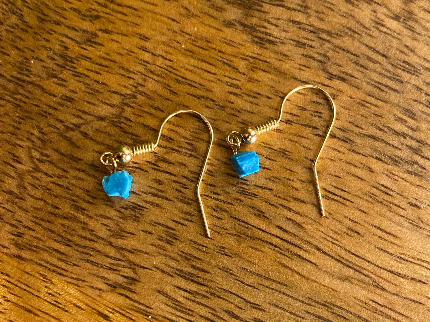 9ct Gold 4mm Turquoise Dangle Earrings, 925 Sterling Silver Blue Turquoise Drop Earrings, Natural Turquoise Dangle Drop Earrings, 9k Rough Crystal