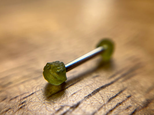 Peridot Barbell 1.2mm, 16g Green Peridot Bar Bell, 8mm-10mm Internally Threaded Surgical Steel Straight Or Curved Bar, 3mm Raw Natural Crystal
