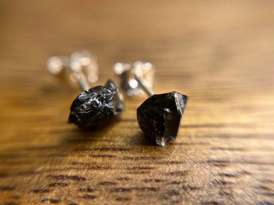 925 Silver Obsidian Stud Earrings, Raw Obsidian Earrings, Natural Crystal Earrings, November Birthstone Jewellery, Dainty Black Obsidian Studs