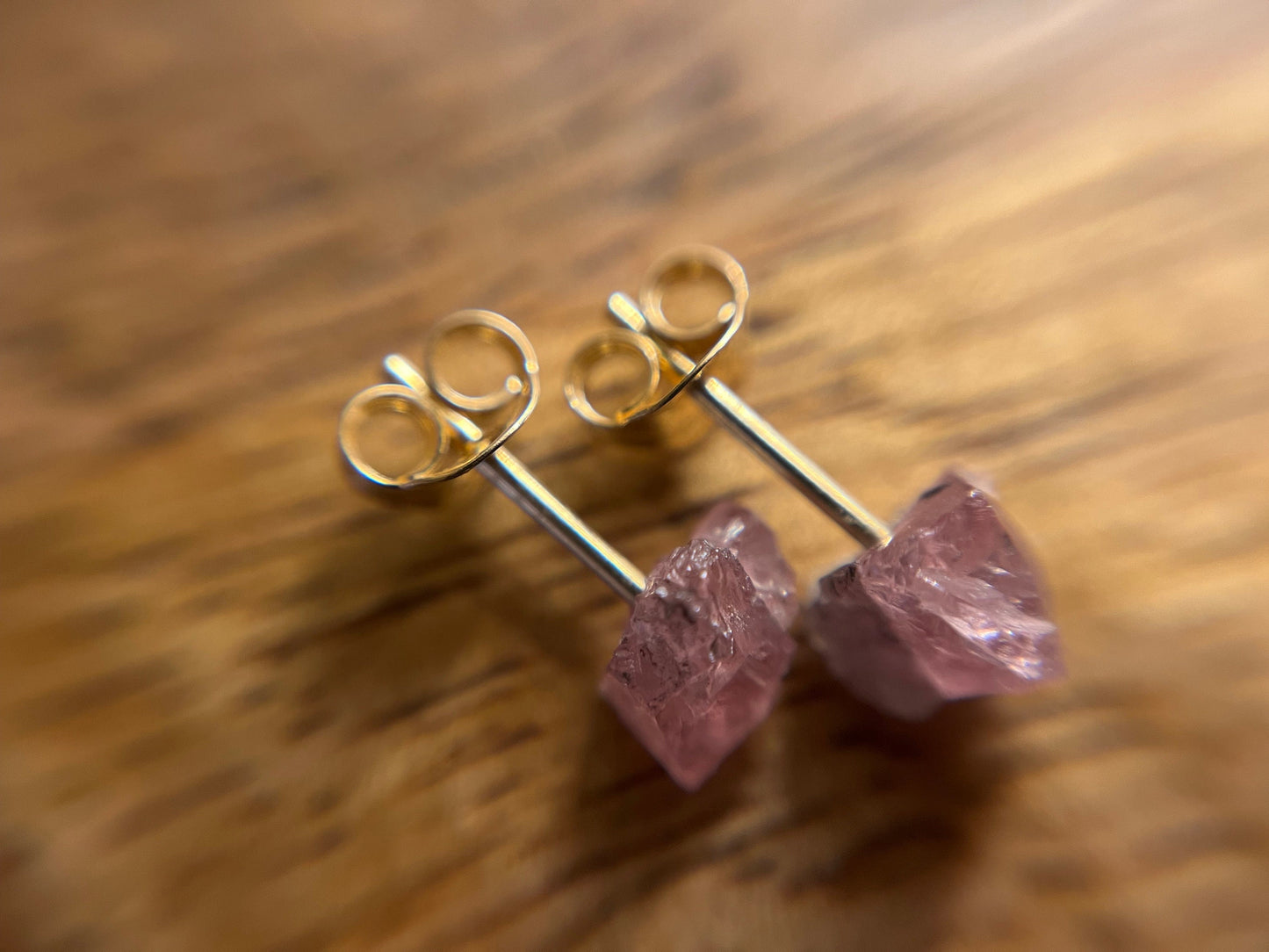 9ct or 18ct Gold Spinel Stud Earrings, Natural Spinel Earrings, Raw Crystal Earrings, Raw Spinel Jewellery, Minimalist Earring Studs